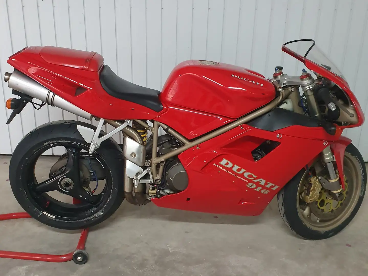 Ducati 916 biposto original Roşu - 1