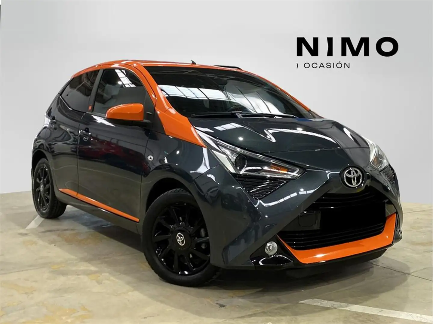 Toyota Aygo 1.0 70 x-cite JBL - 1