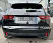 Jaguar E-Pace 2.0D I4 163 CV AWD Auto R-Dynamic SE crna - thumbnail 3