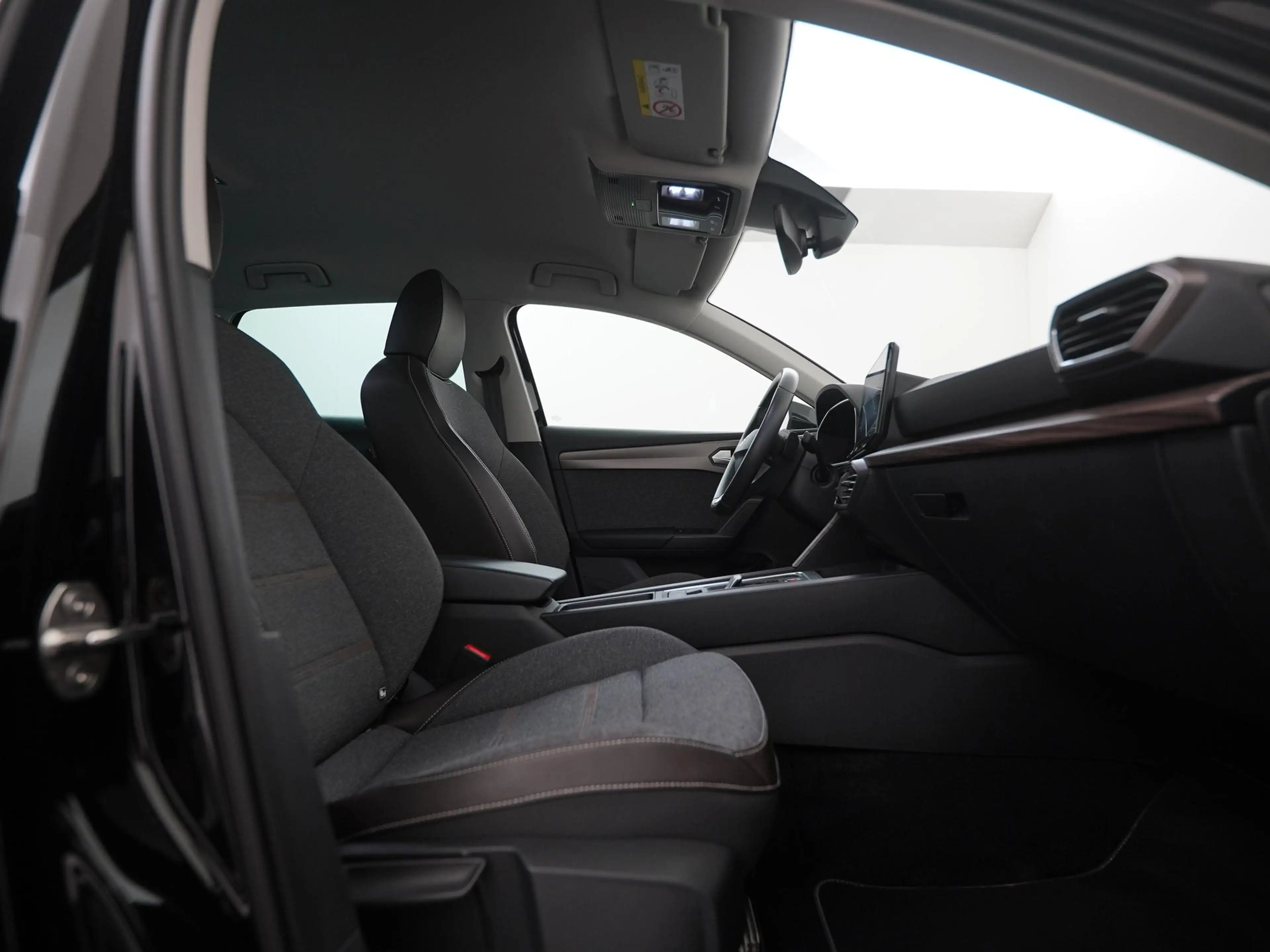 SEAT Leon e-Hybrid Sportstourer 1.4 TSI eHybrid PHEV Xcellence | Trek — photo 3