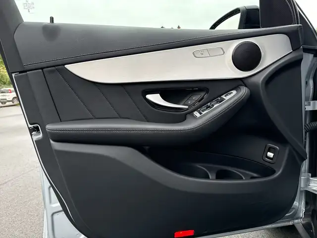 Mercedes-Benz GLC 300 de 4MATIC Coupé Navi SHZ Distr LED  Keyl Ansicht 11