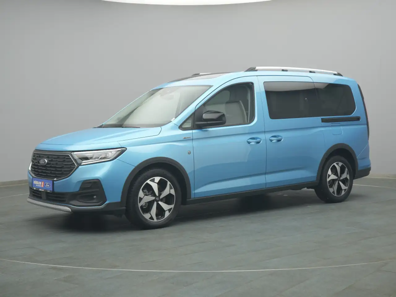 Ford Tourneo 2026 — фото 15
