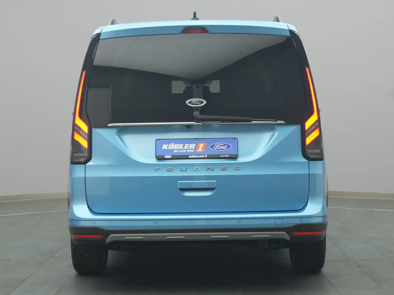 Ford Tourneo 2026 — фото 7