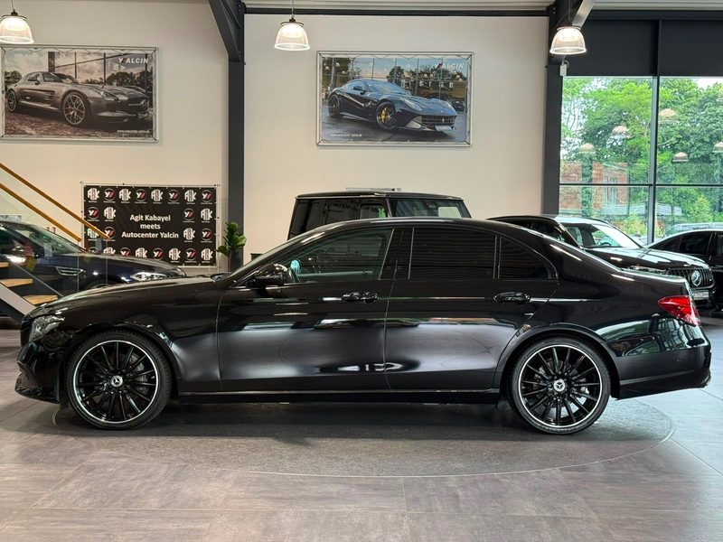 Mercedes-Benz E 350 d Autom. WIDESCREEN/S-DACH/20LM/LED — photo 6