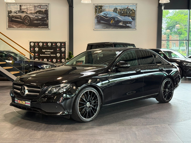Mercedes-Benz E 350 d Autom. WIDESCREEN/S-DACH/20LM/LED
