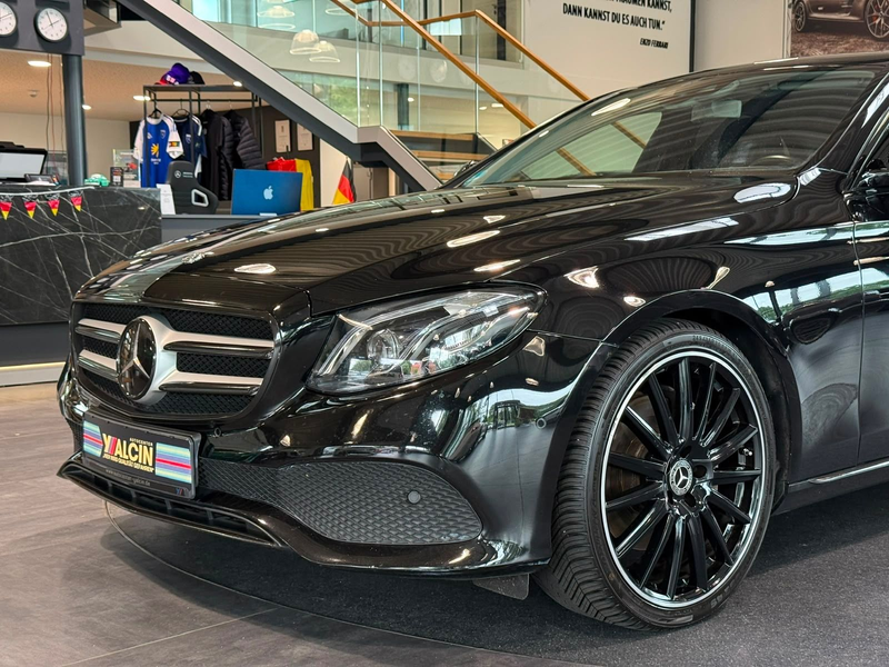 Mercedes-Benz E 350 d Autom. WIDESCREEN/S-DACH/20LM/LED — photo 5
