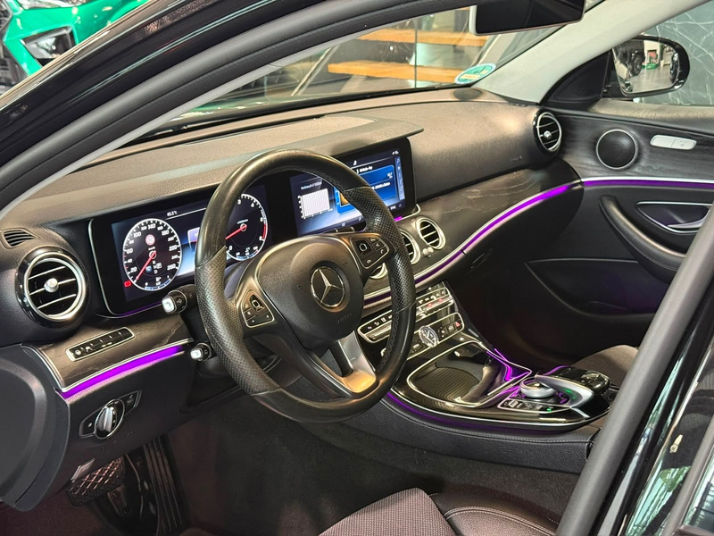 Mercedes-Benz E 350 d Autom. WIDESCREEN/S-DACH/20LM/LED — photo 10