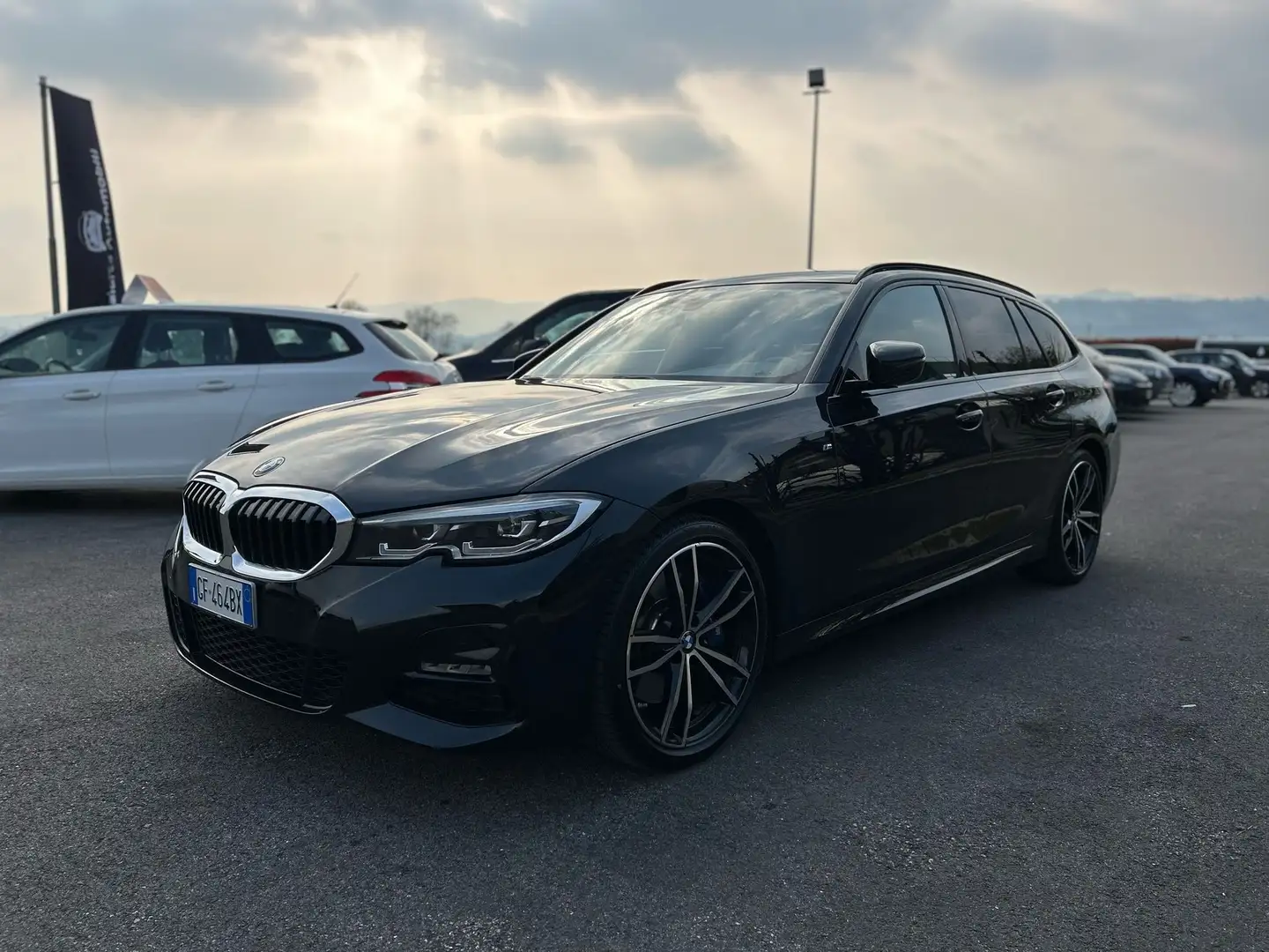 BMW 320 tel 3498535420 Serie 3 Touring 320d Msport auto Noir - 2