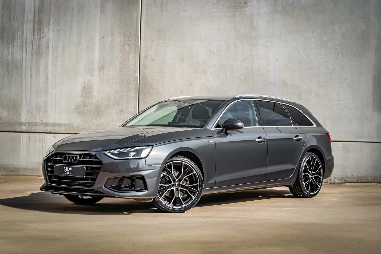 Audi A4 SLINE*LOOK Gris - 1