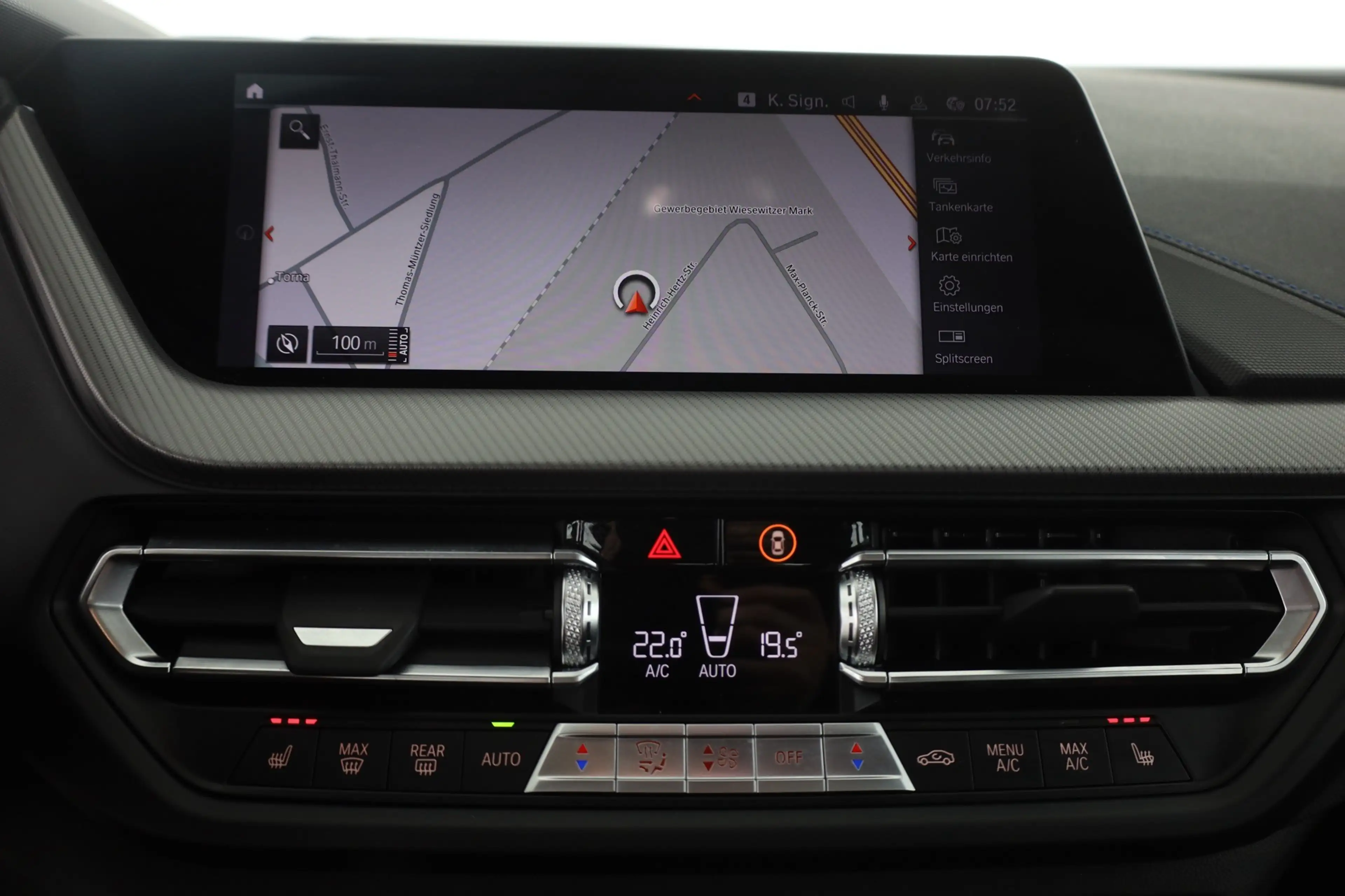 BMW M1 M135i xDrive LED Navi Sitzheizung Head-Up DAB — photo 11