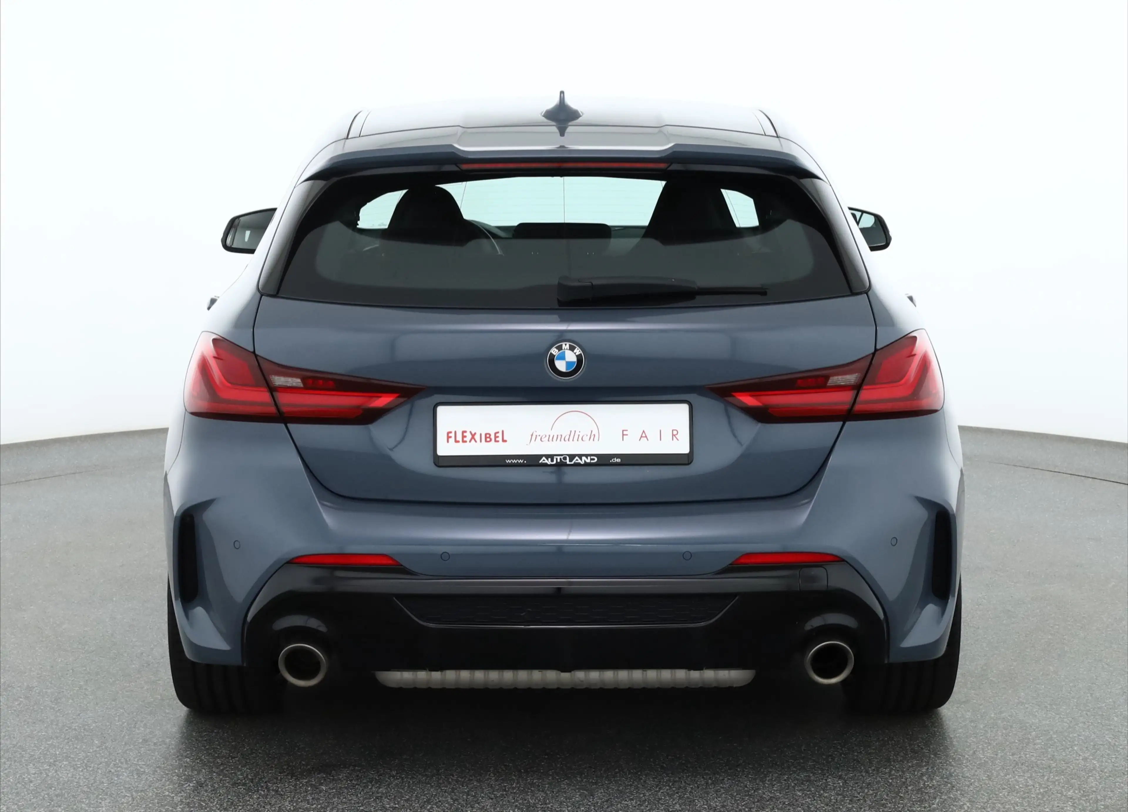 BMW M1 M135i xDrive LED Navi Sitzheizung Head-Up DAB — photo 4