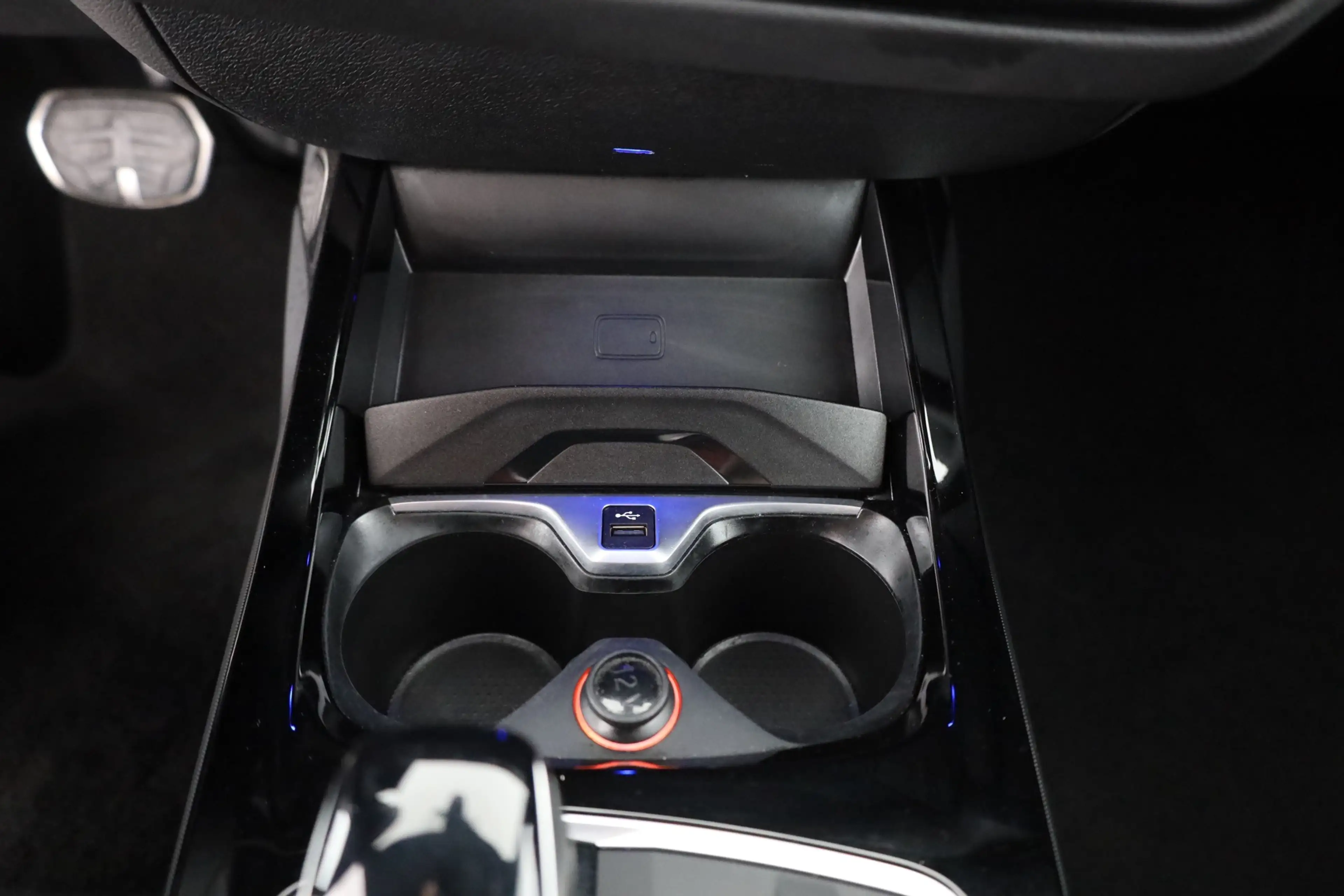 BMW M1 M135i xDrive LED Navi Sitzheizung Head-Up DAB — photo 12