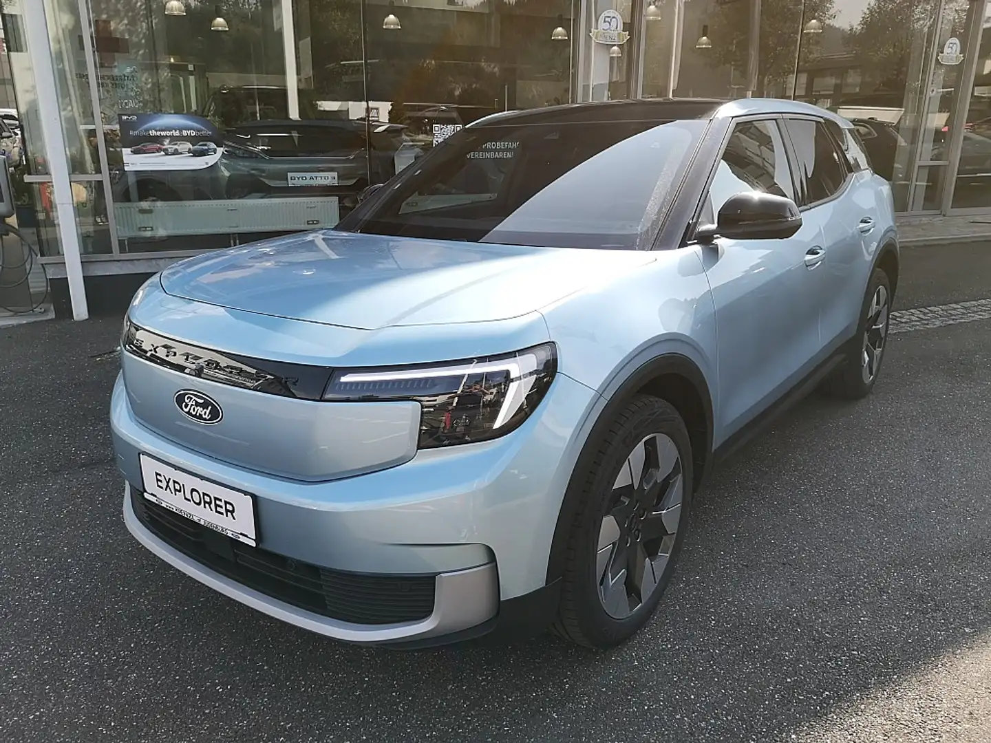 Ford Explorer Elektro 79kWh Premium AWD Blauw - 1