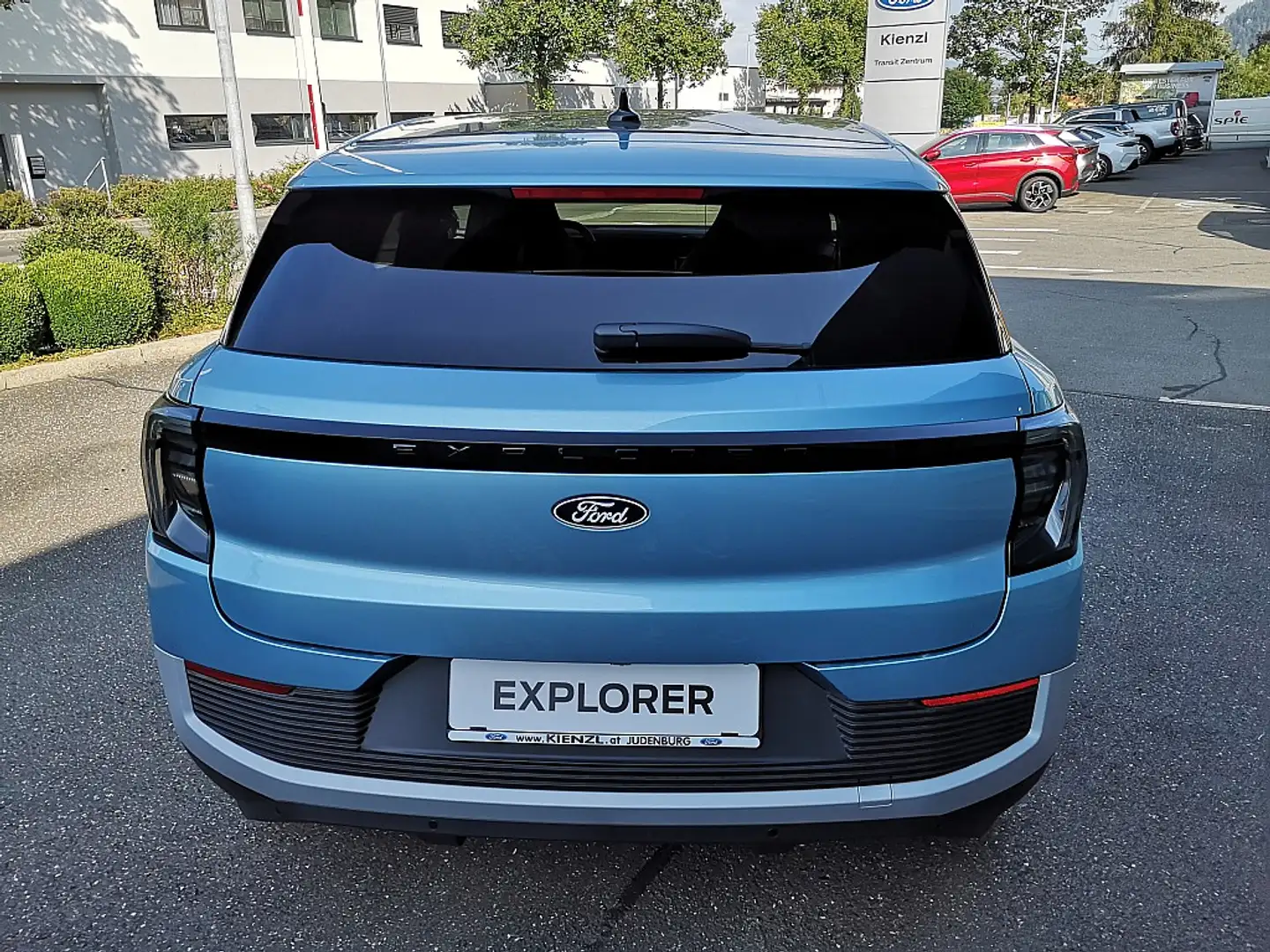 Ford Explorer Elektro 79kWh Premium AWD Blauw - 2