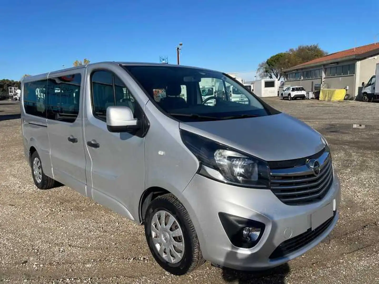 Opel Vivaro 29 1.6 bit.125 CV L2 H1 combi Argento - 1