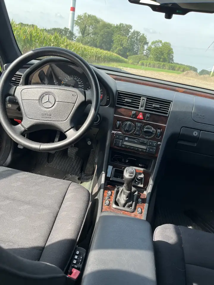 Mercedes-Benz C 230 Kompressor Classic, foto 8
