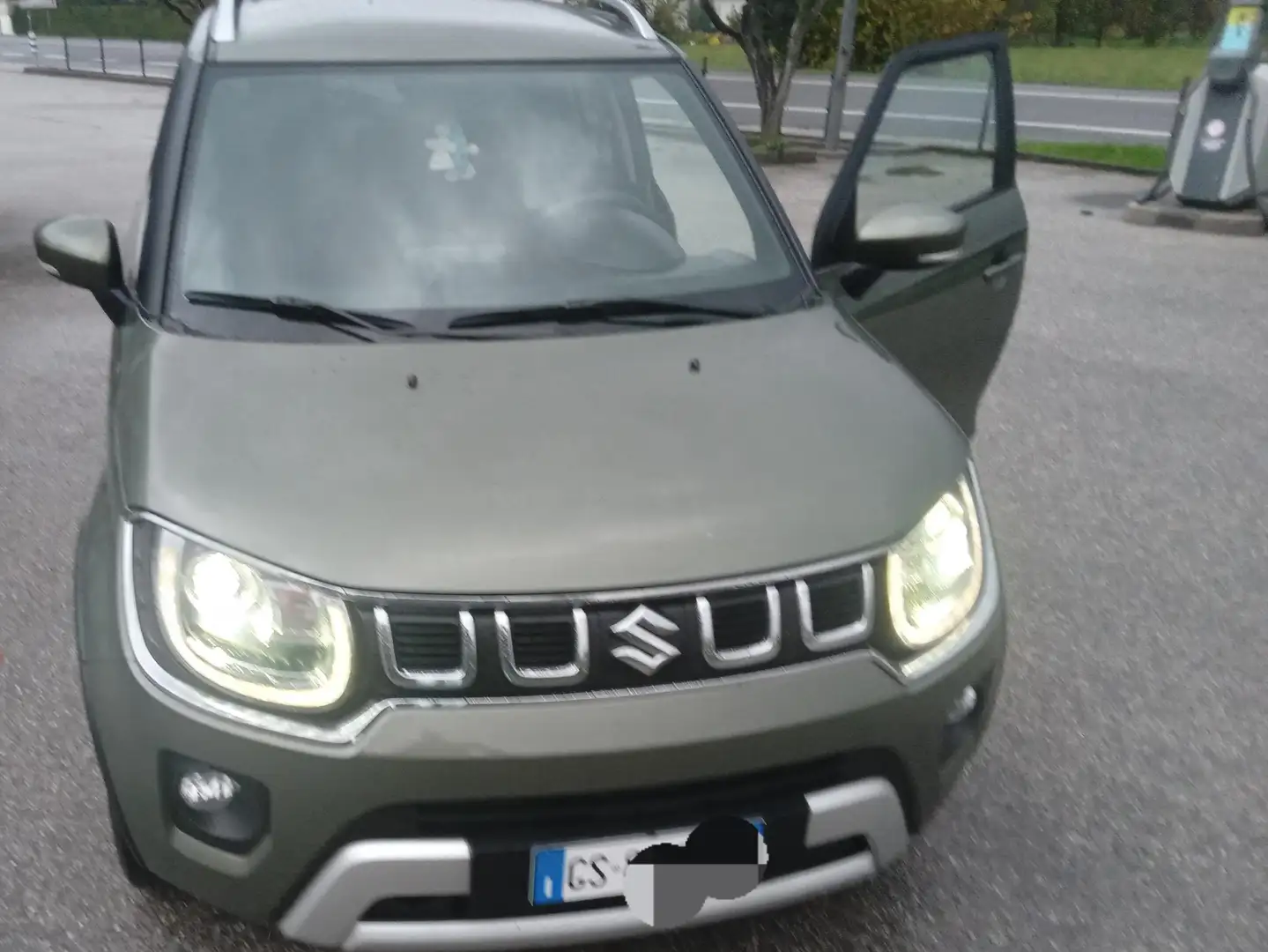 Suzuki Ignis Hybrid 1.2 benzina Hybrid  83 cv Verde - 1
