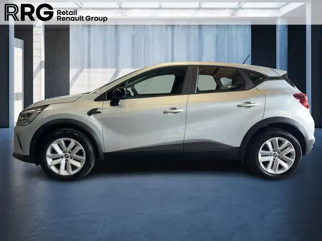 Renault Captur view 2