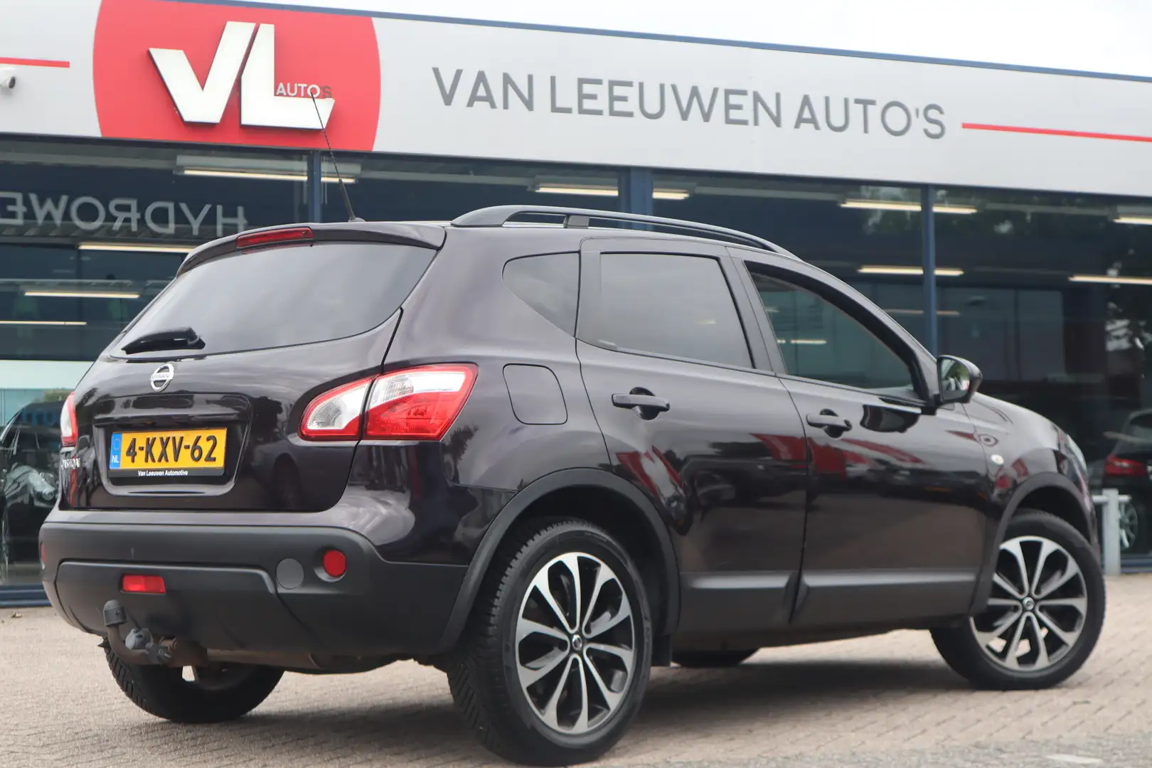 Nissan Qashqai 2.0 360 | Clima | Trekhaak | Navi Paars - 2