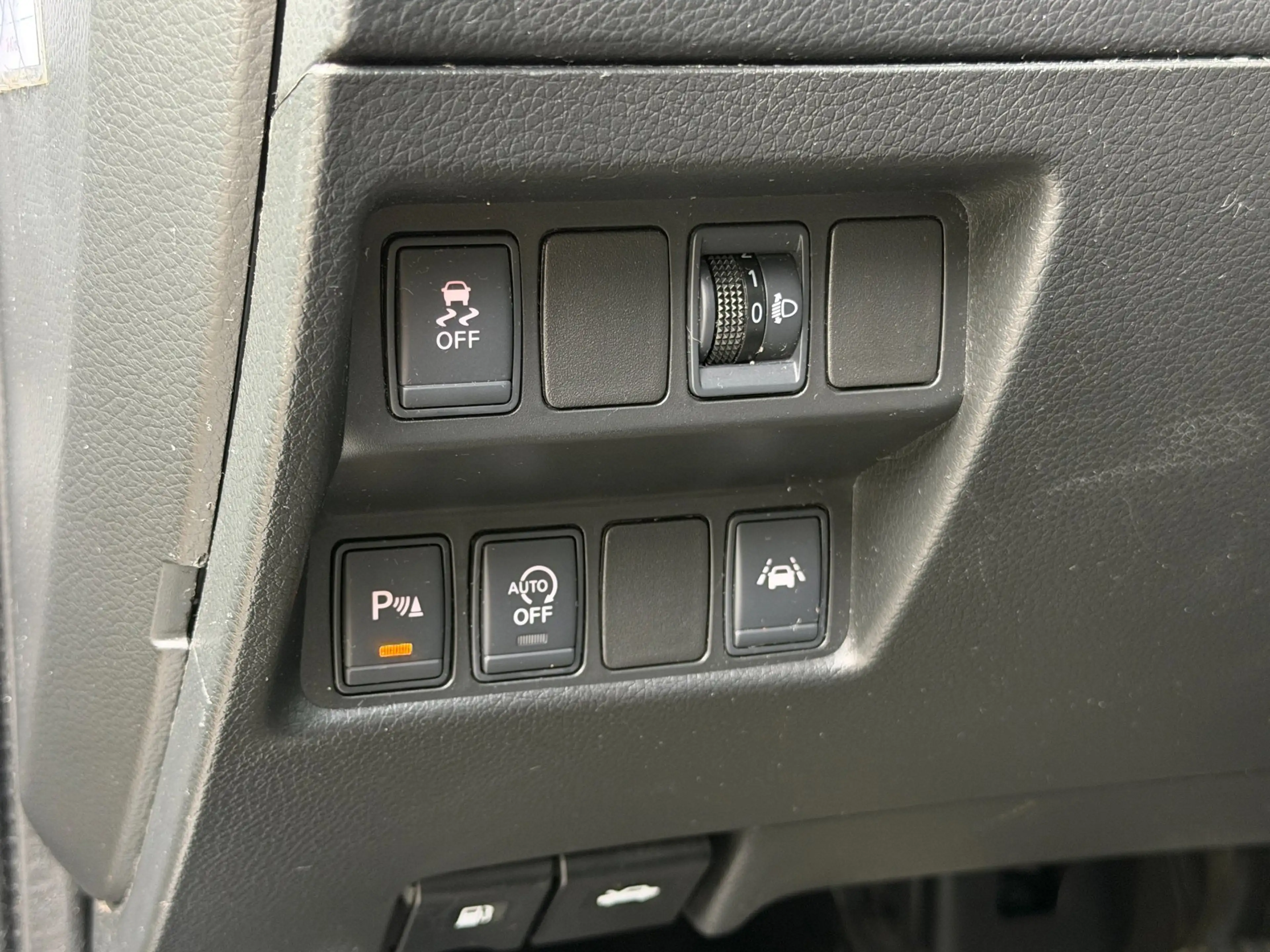 Nissan Qashqai 1.2 Connect Edition | Trekhaak | Pano | 360 — photo 27