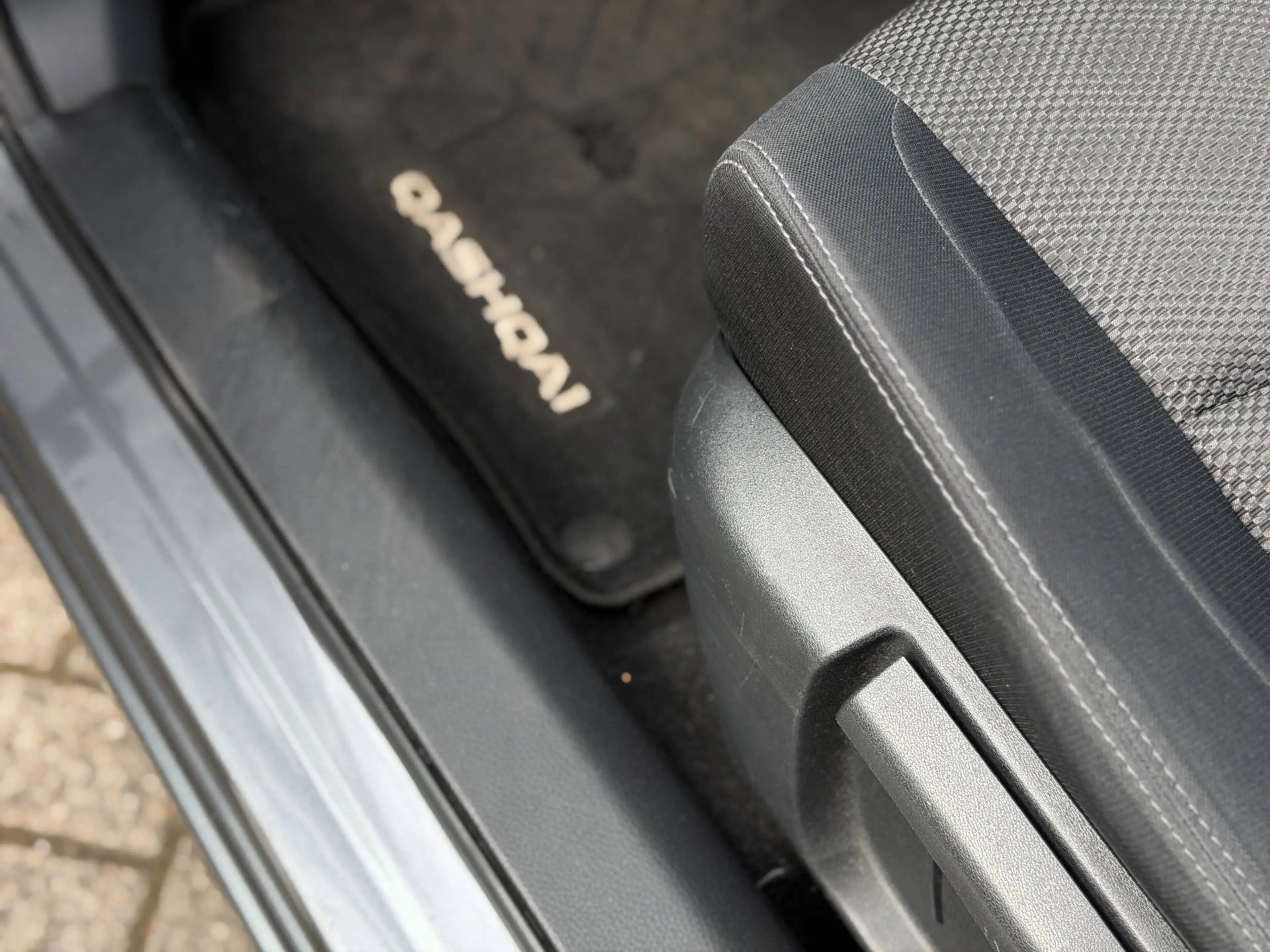 Nissan Qashqai 1.2 Connect Edition | Trekhaak | Pano | 360 — photo 25