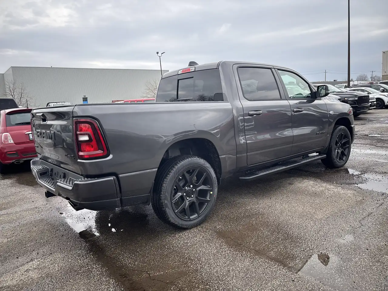 RAM 1500 снимка RAM 1500