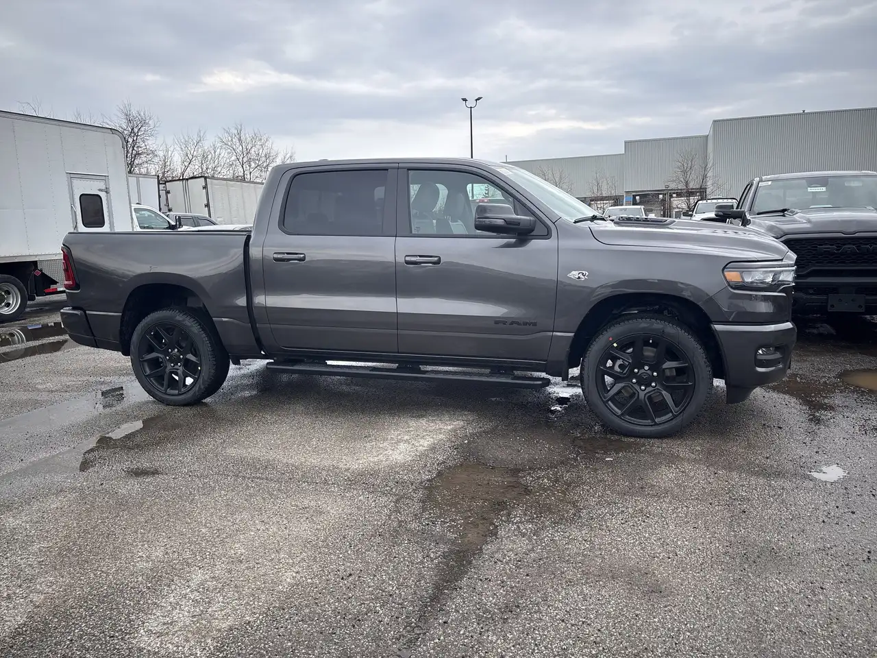 RAM 1500 снимка RAM 1500