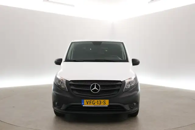 Mercedes-Benz Vito view 8