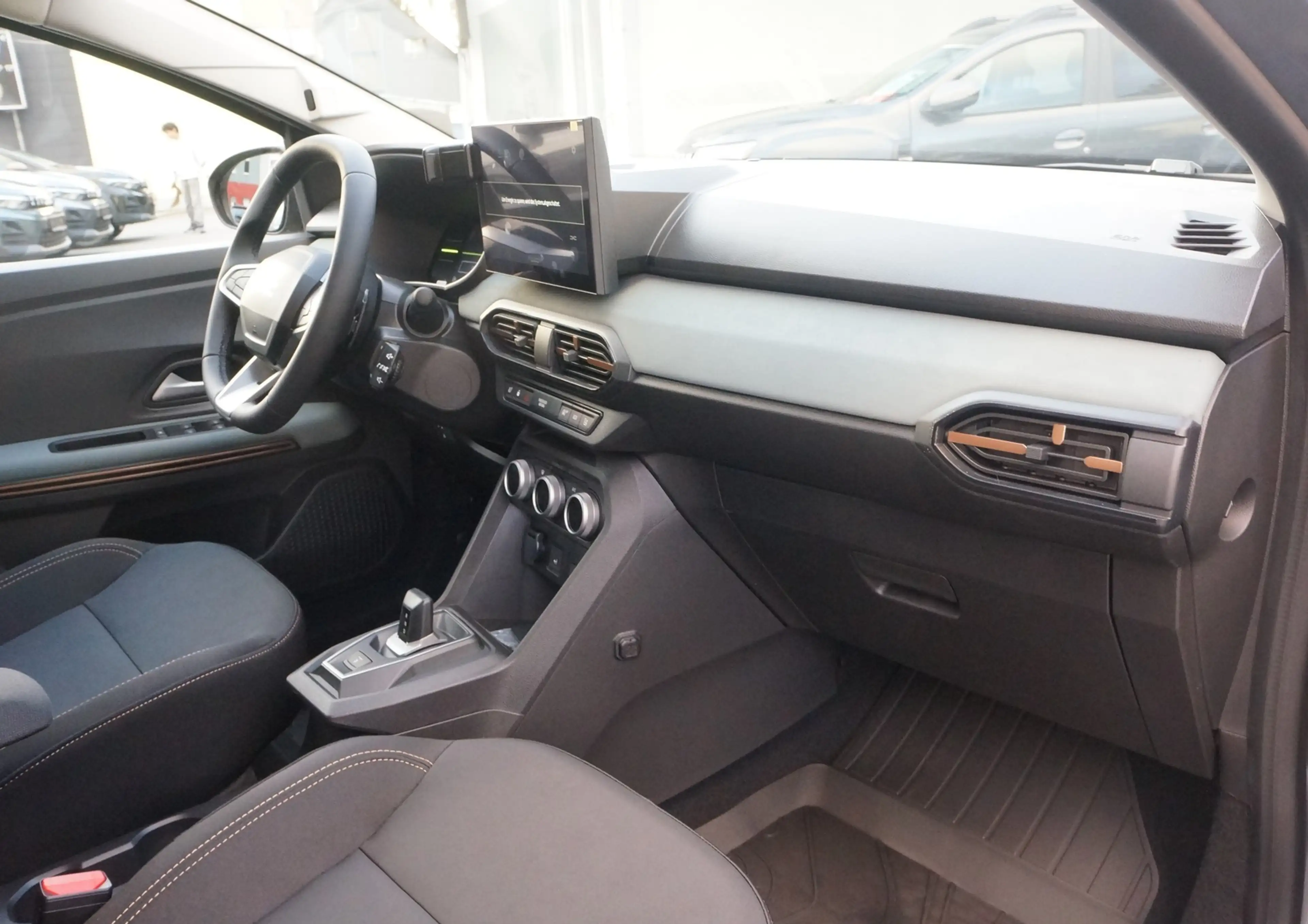 Dacia Sandero Stepway 3 AUTOMATIK G-120 Extreme Plus — photo 4