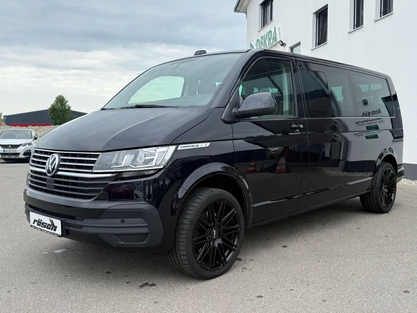 Volkswagen T6 Caravelle APPLE PDC AHK TÜV NEU Černá - 1