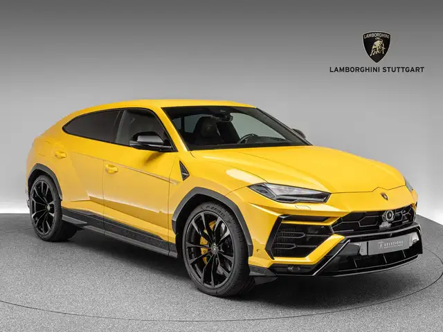 Lamborghini Urus Akrapovic/Selezione/PPF