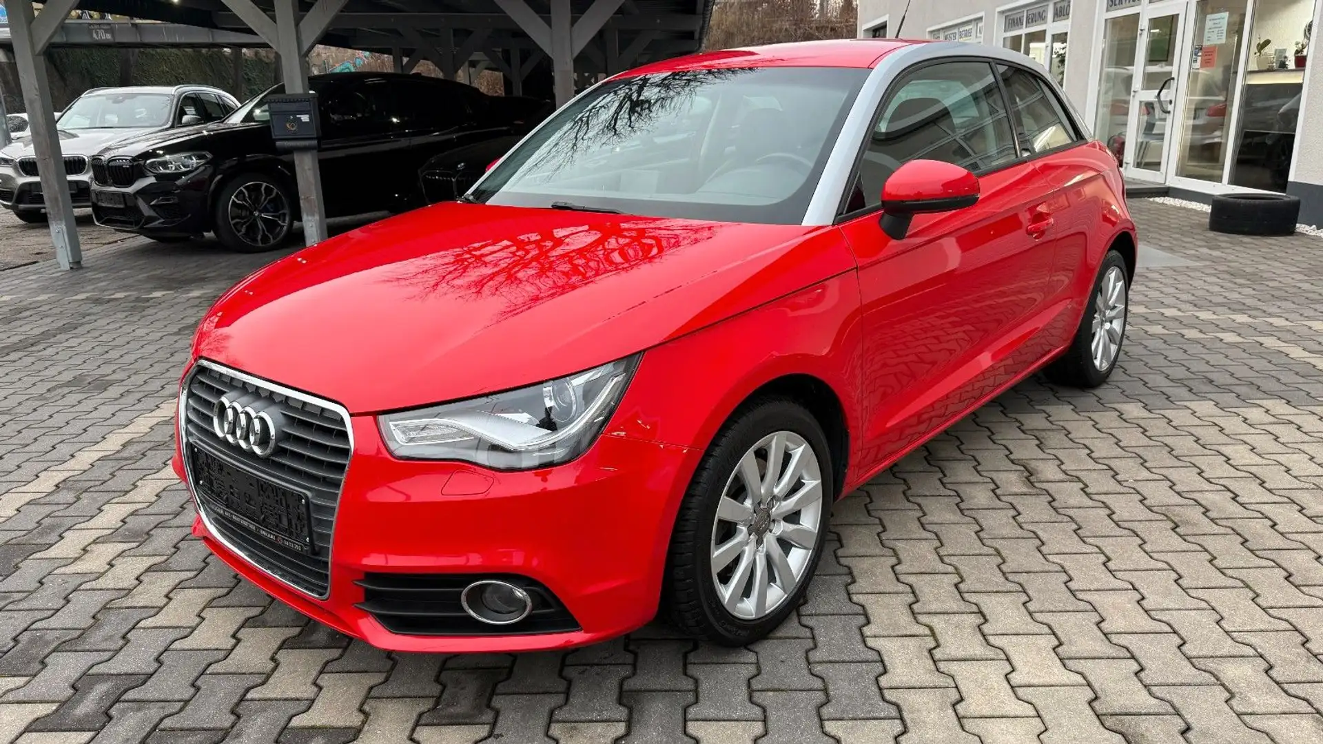 Audi A1 ambition Autom DSG Navi Xenon Rot - 2