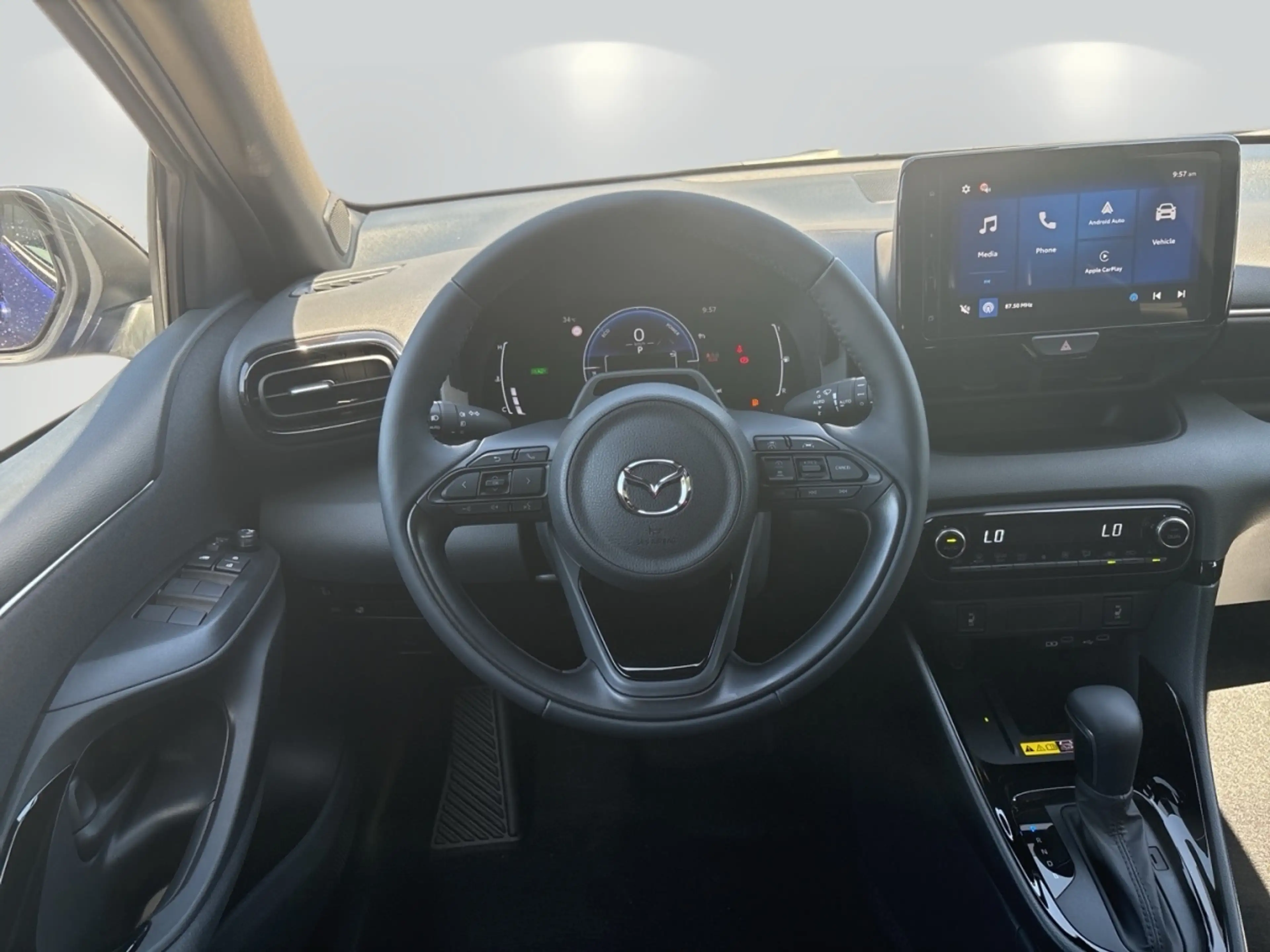 Mazda 2 Hybrid "Homura" Voll-LED, PDC vo+hi, Qi — photo 5