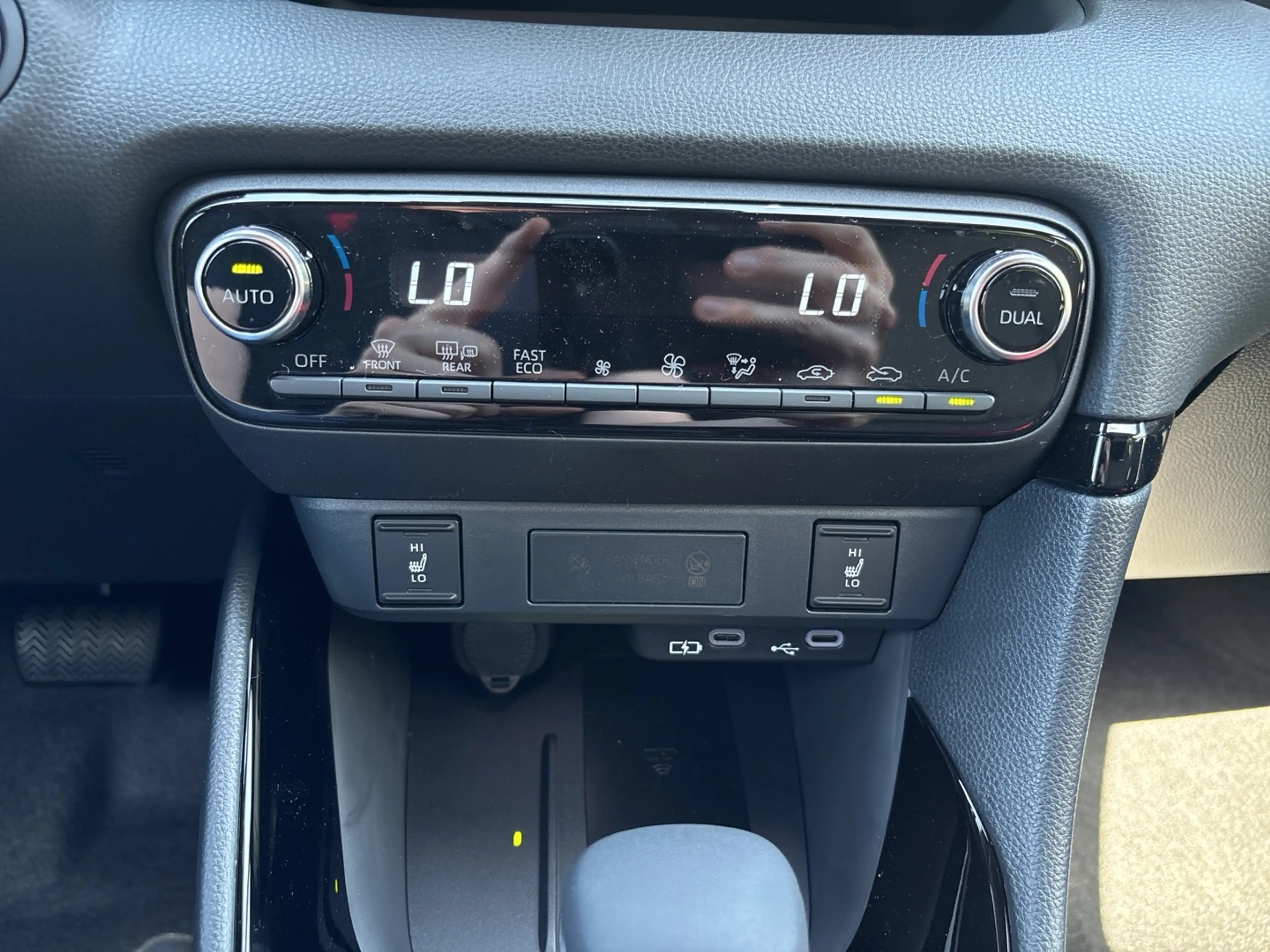 Mazda 2 Hybrid "Homura" Voll-LED, PDC vo+hi, Qi — photo 15