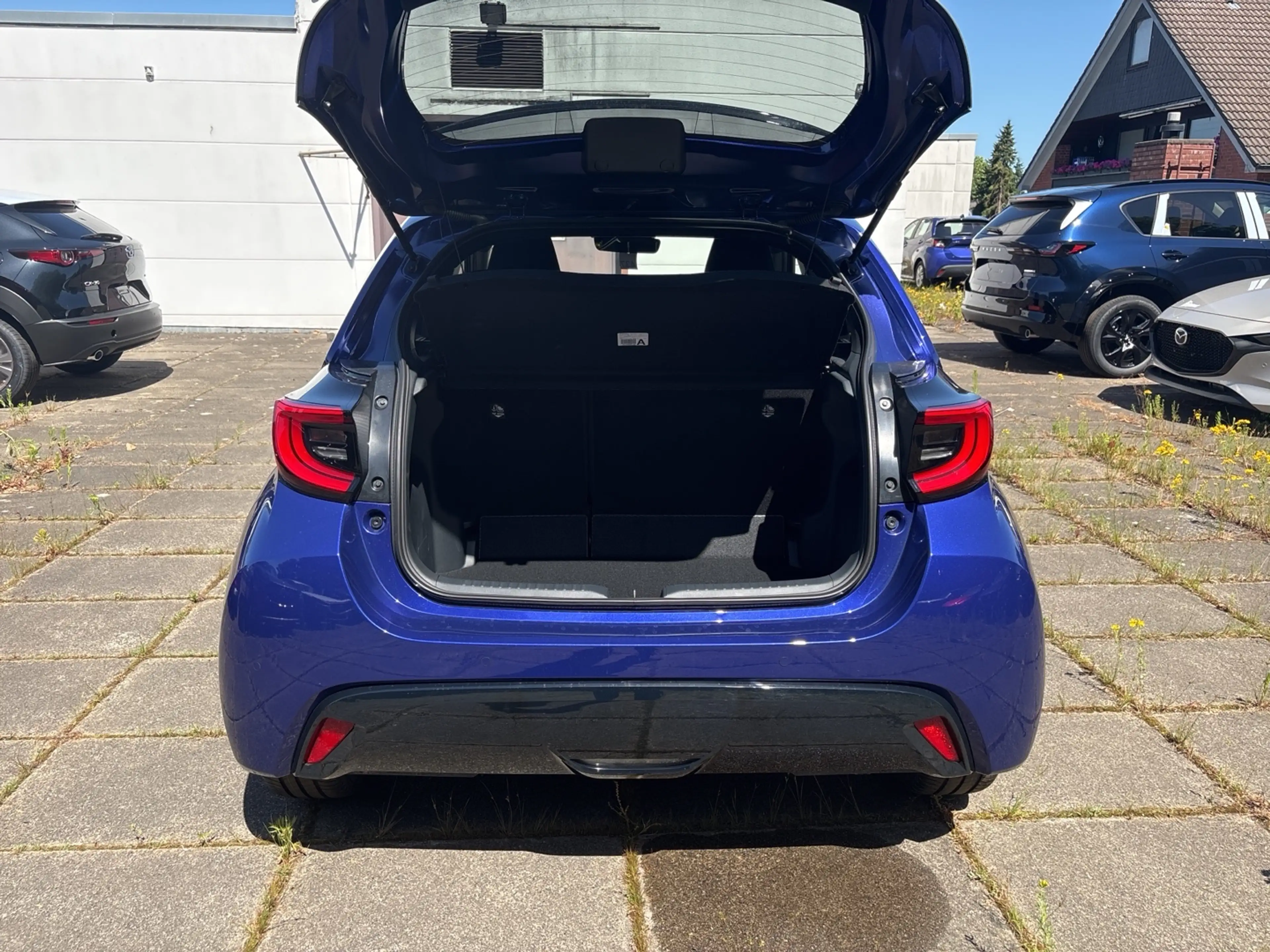 Mazda 2 Hybrid "Homura" Voll-LED, PDC vo+hi, Qi — photo 8