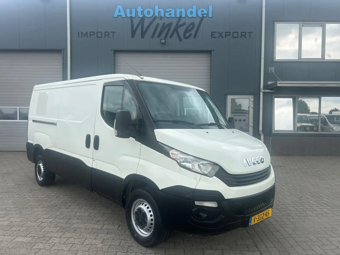 Iveco Daily 35S15V 3.0 DIESEL 352 - 1