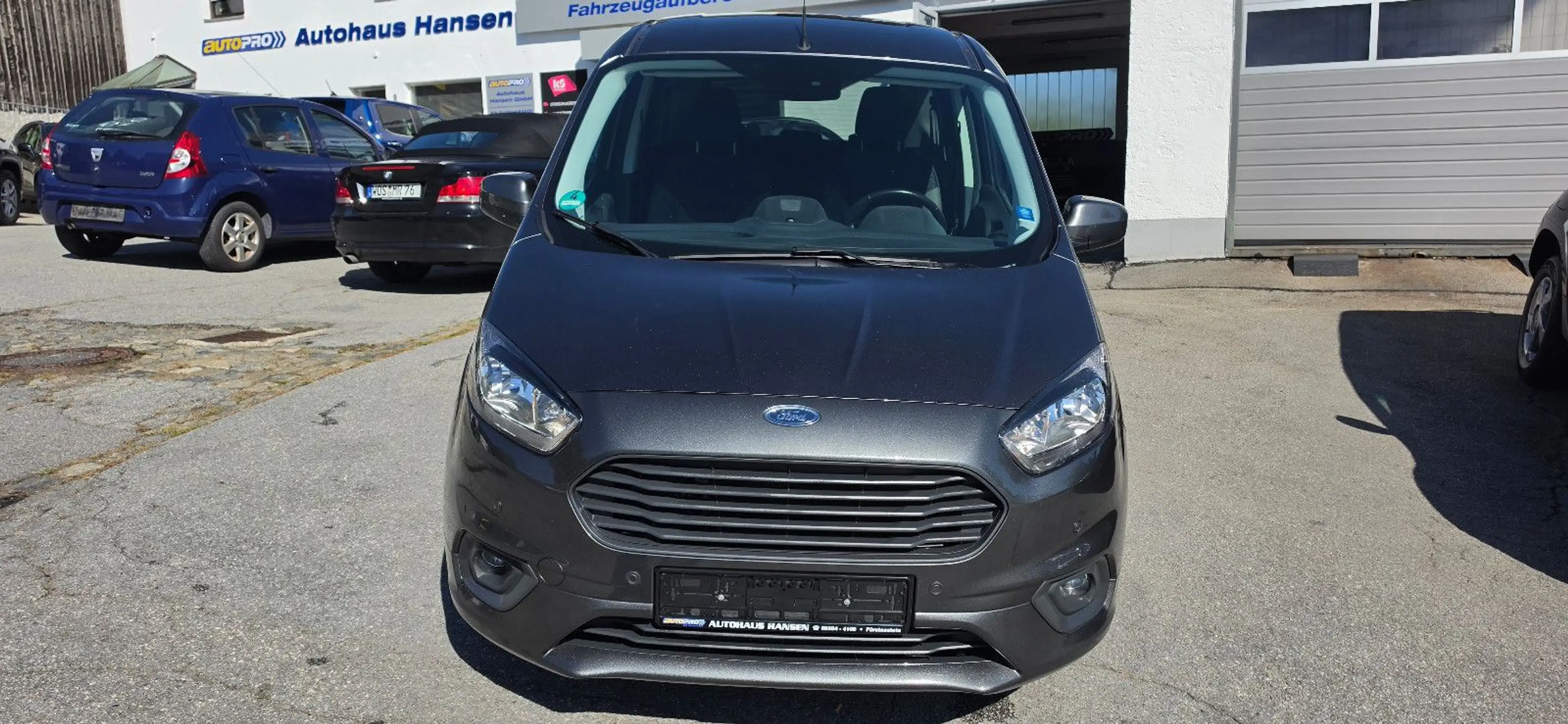 Ford Tourneo Courier Trend, Anhängerkupplung,1. Hand — photo 9