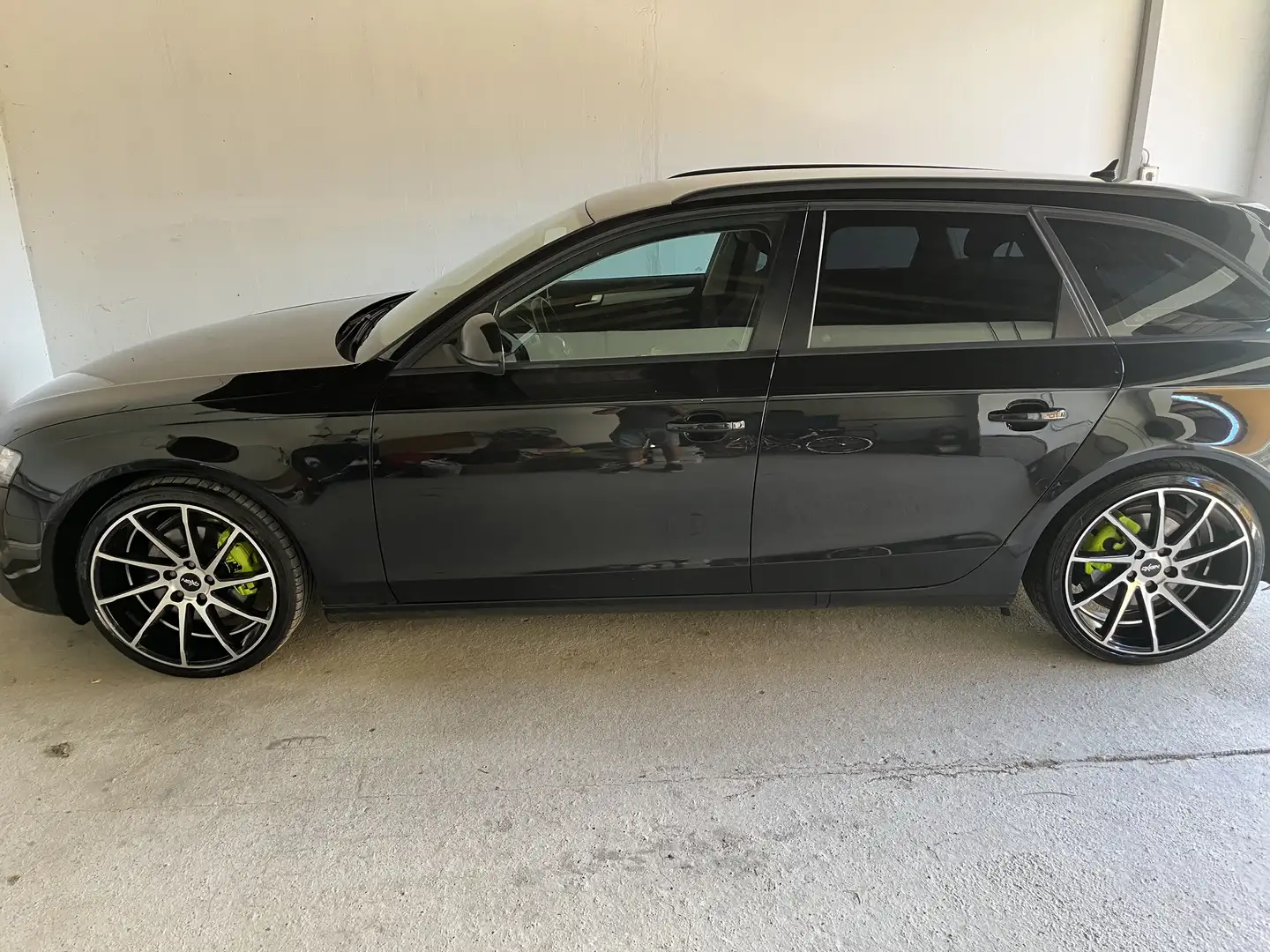 Audi A4 Avant 2,0 TDI DPF - 1