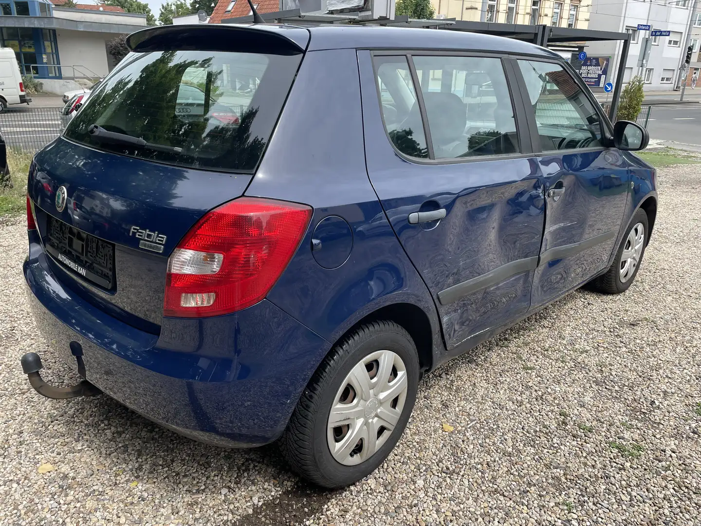 Skoda Fabia 1.2 HTP Blau - 1