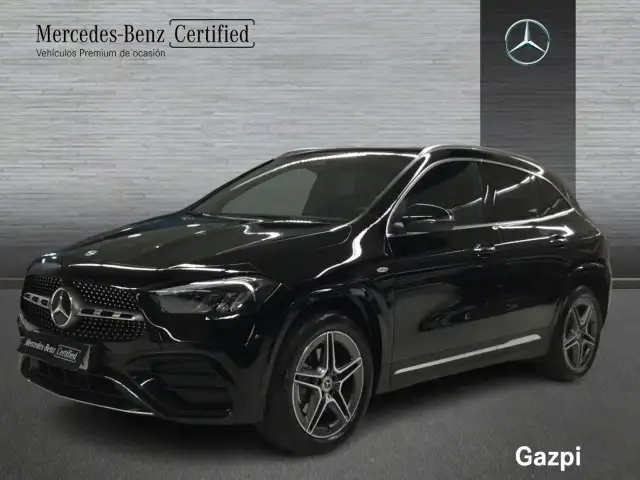 Mercedes-Benz GLA 250 e con tecnología híbrida EQ