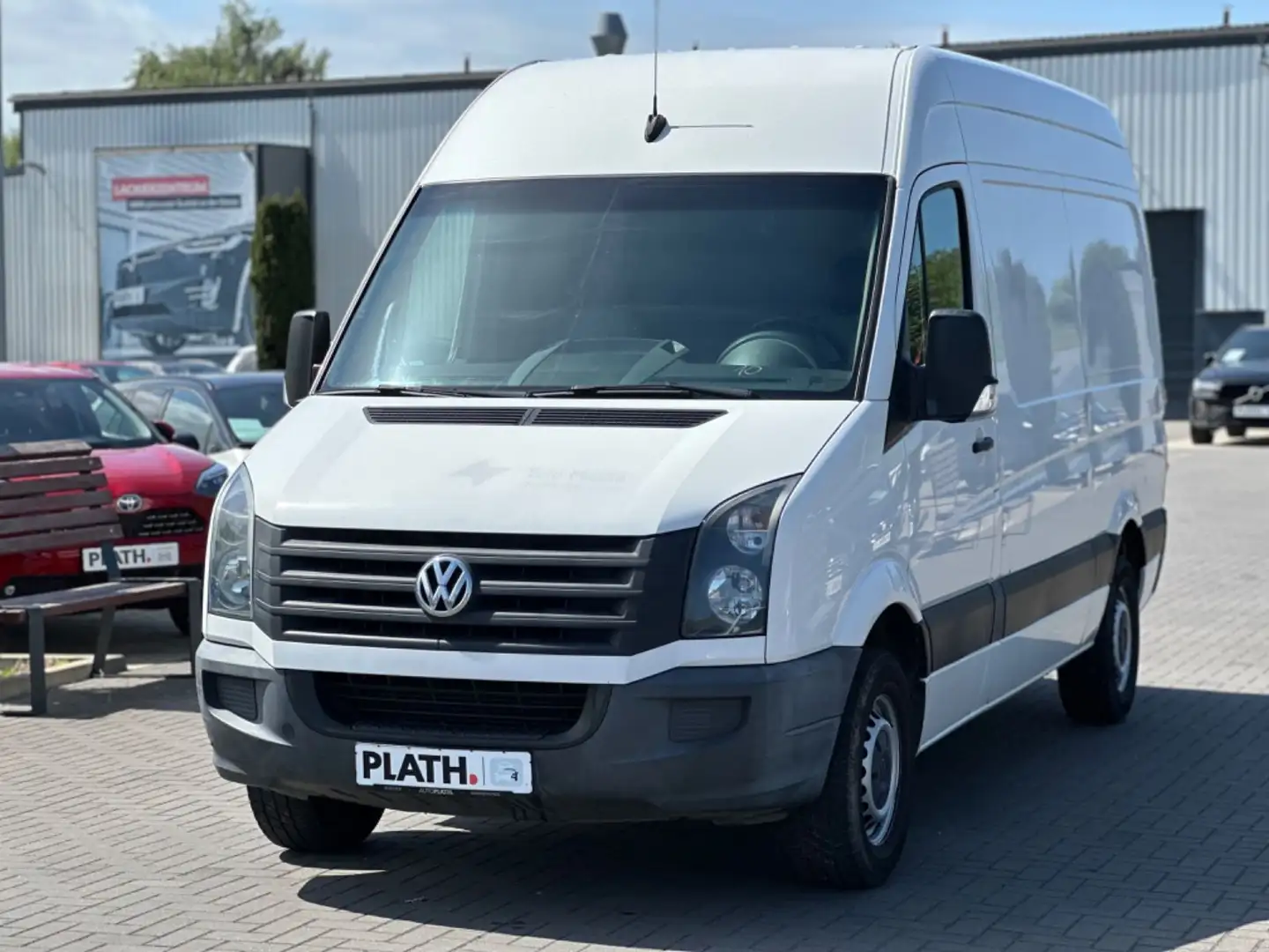Volkswagen Crafter Kasten 35 mittel L2H2 Hochdach Weiß - 2