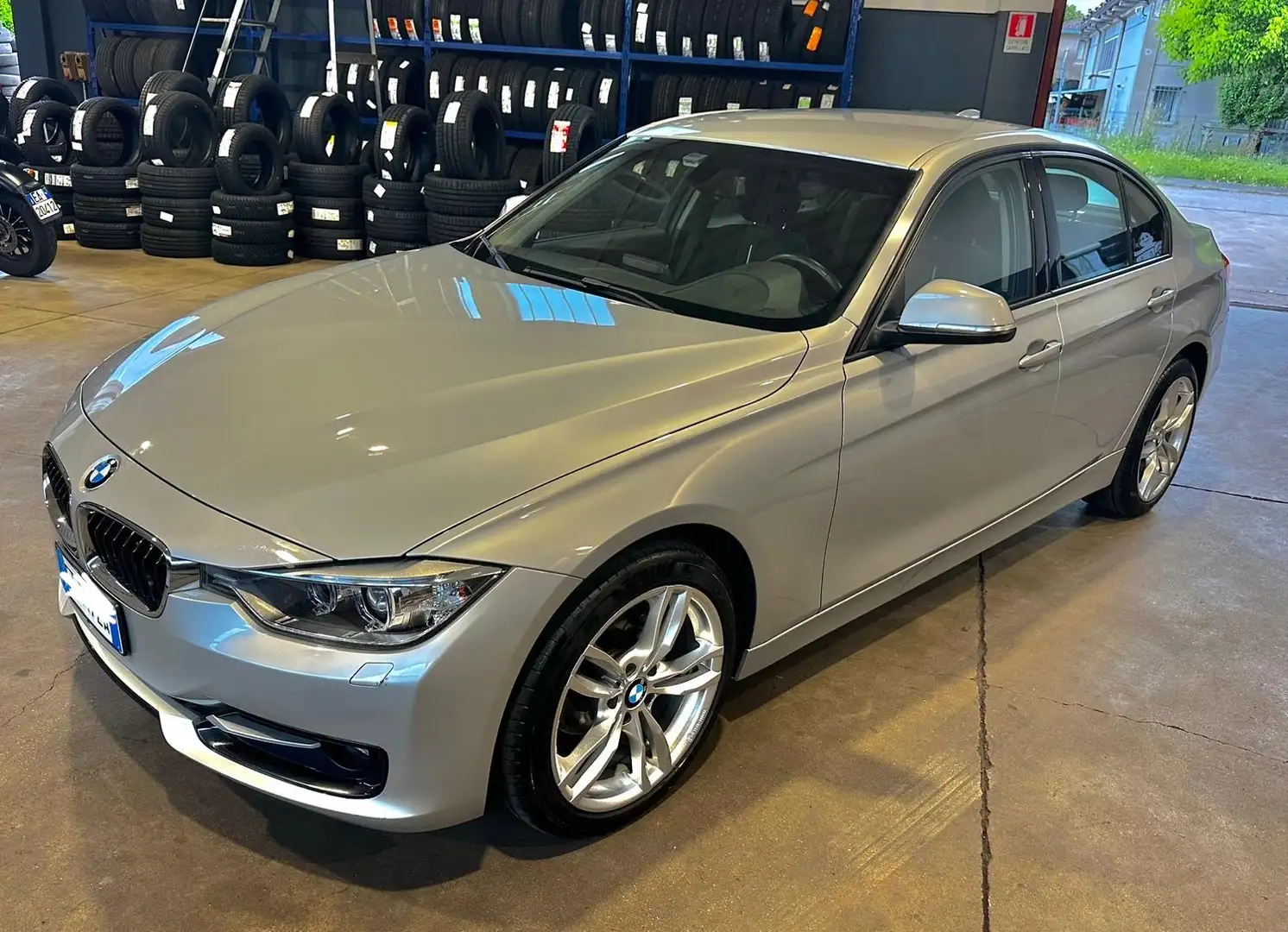 BMW 316 316d Sport - 2
