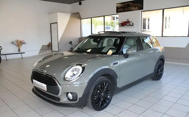 MINI Cooper Clubman One d 116ch BVA7 1er Main, Toit ouvrant, Cuir Lounge