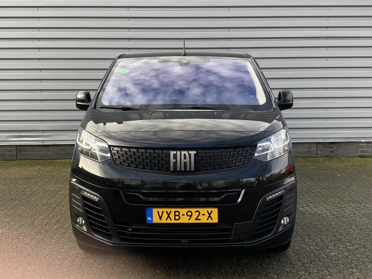 Fiat Scudo Elektrisch 75kWh 136pk L3 | Carplay | Navi | Camer Zwart - 2