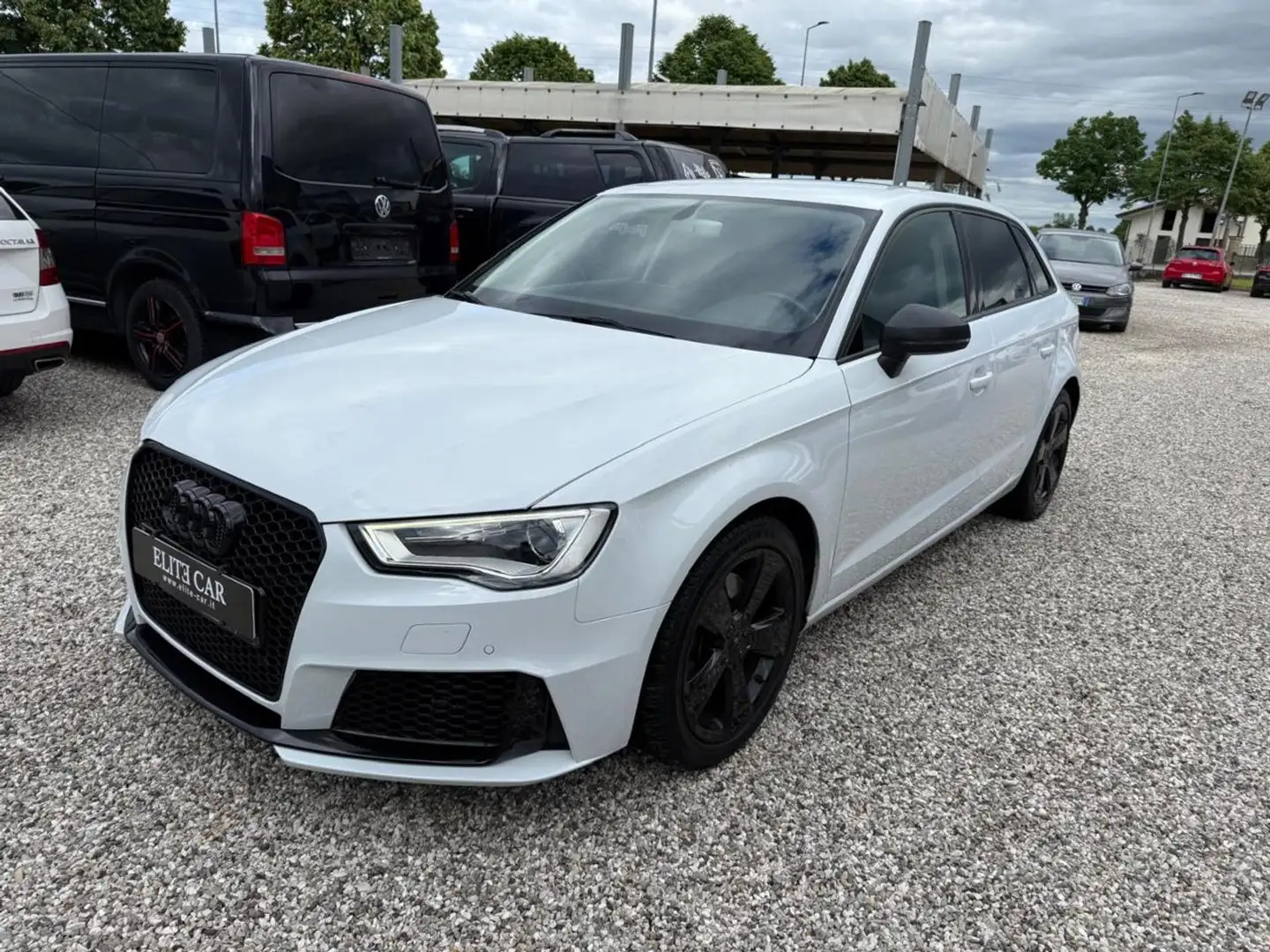 Audi A3 SPB 2.0 TDI 184 CV clean diesel quattro S tronic e Blanc - 1
