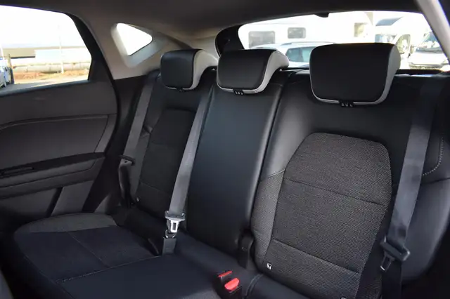 Renault Captur view 6