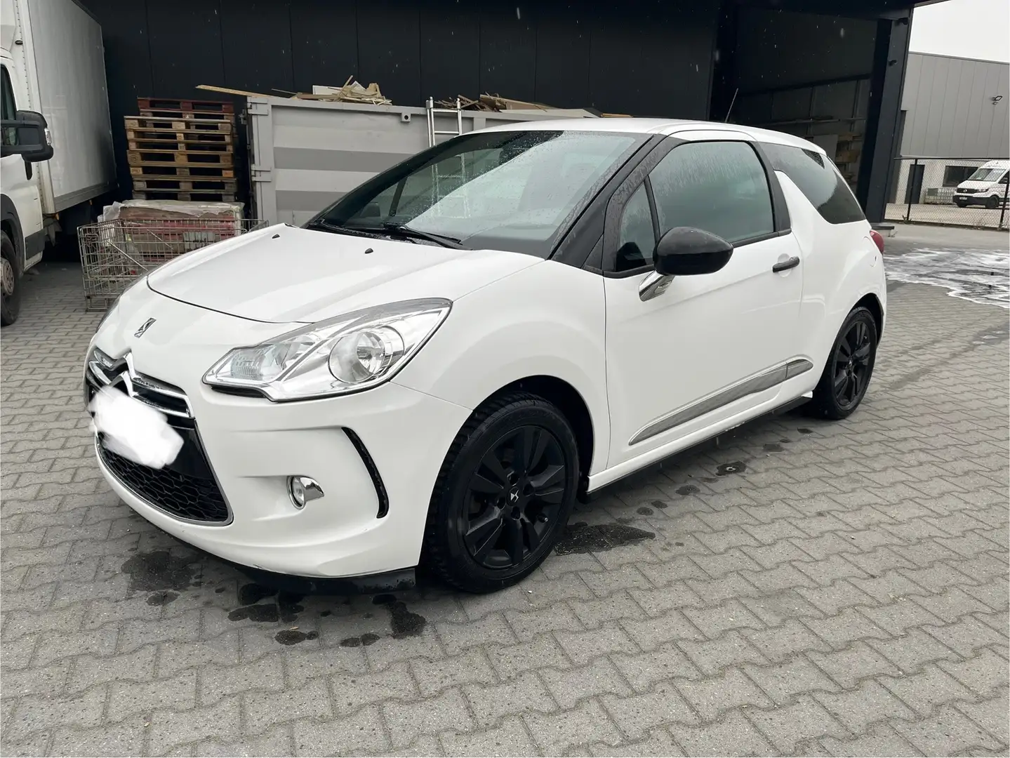 Citroen DS3 VTi 120 SoChic - 1