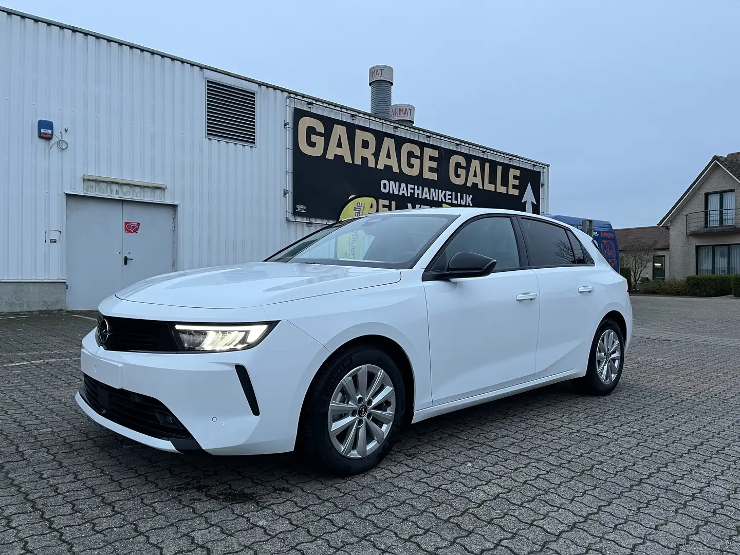Opel Astra 1.2 Turbo Edition S/S NIEUW Blanc - 1