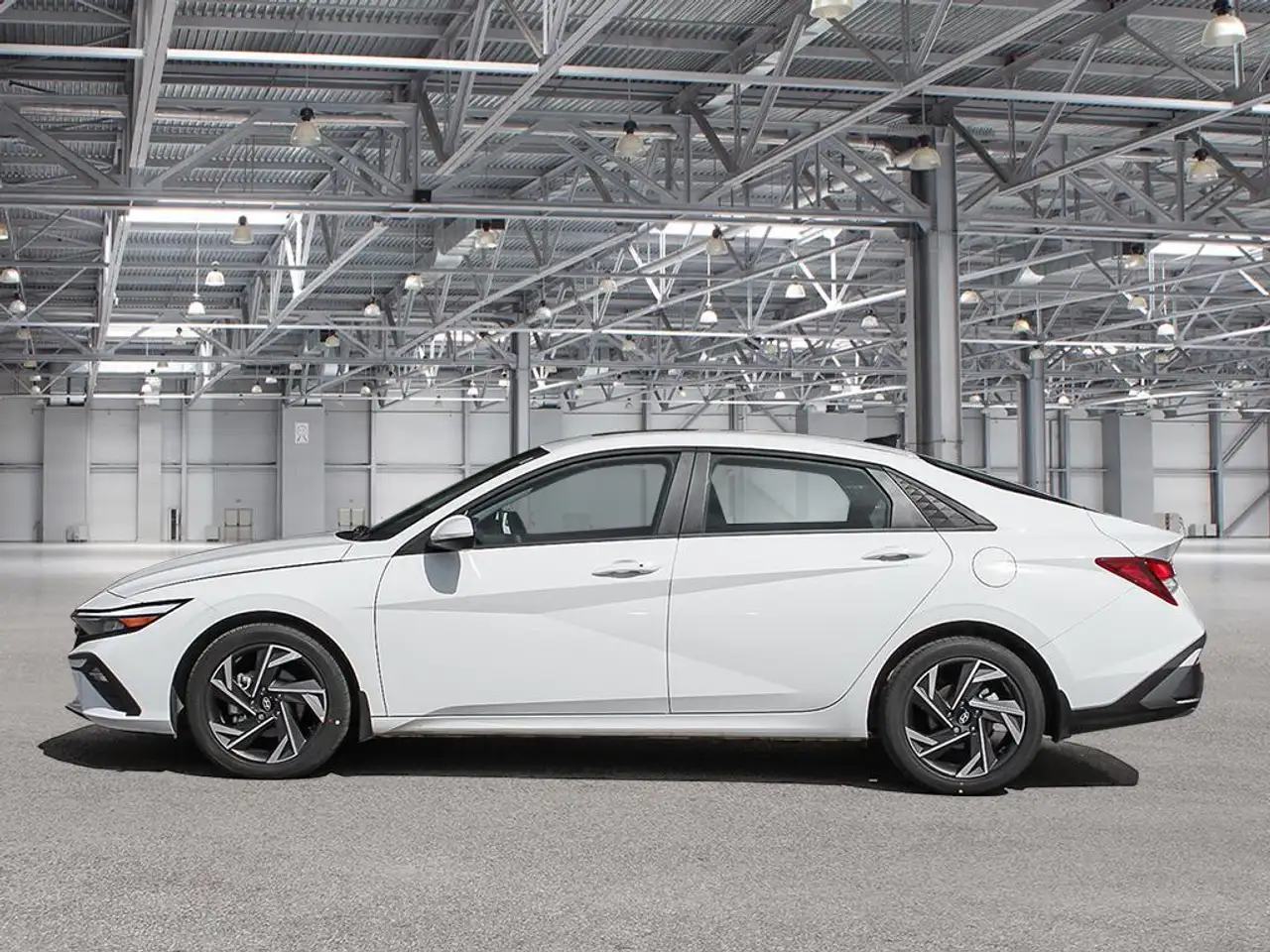 Hyundai ELANTRA снимка Hyundai ELANTRA