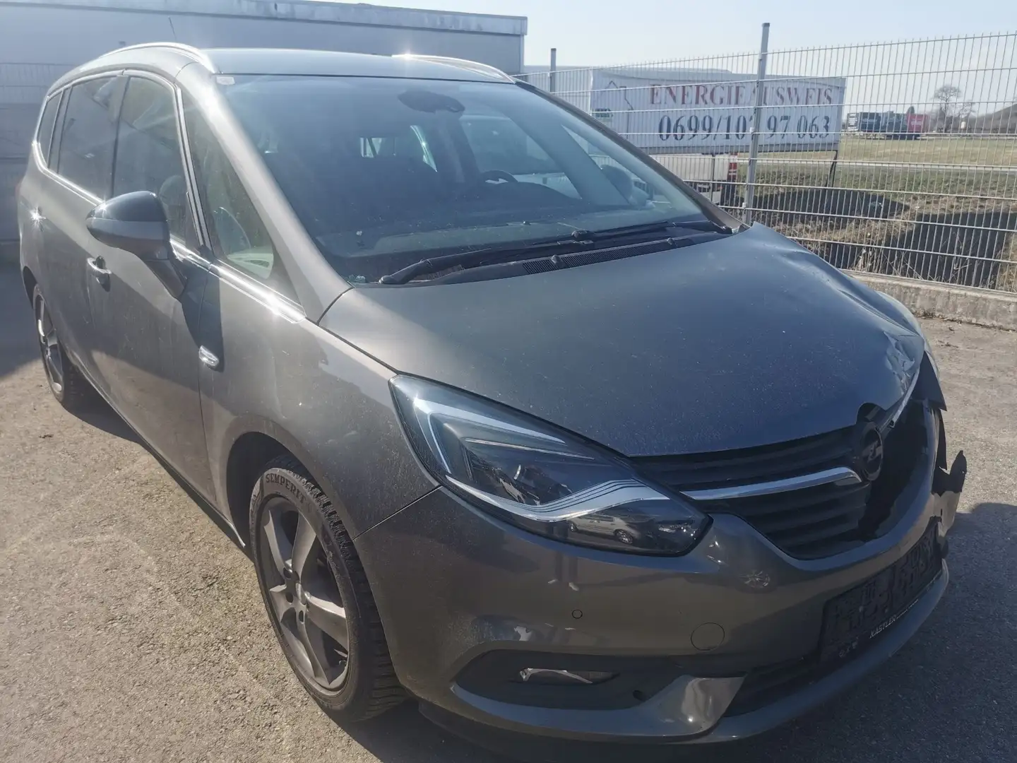 Opel Zafira Innovation Start/Stop Grau - 2